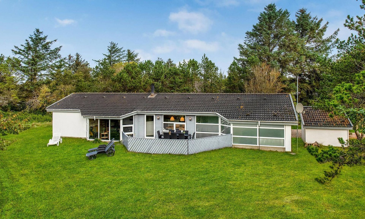 Blavand House | Amazing home in Blåvand with sauna
