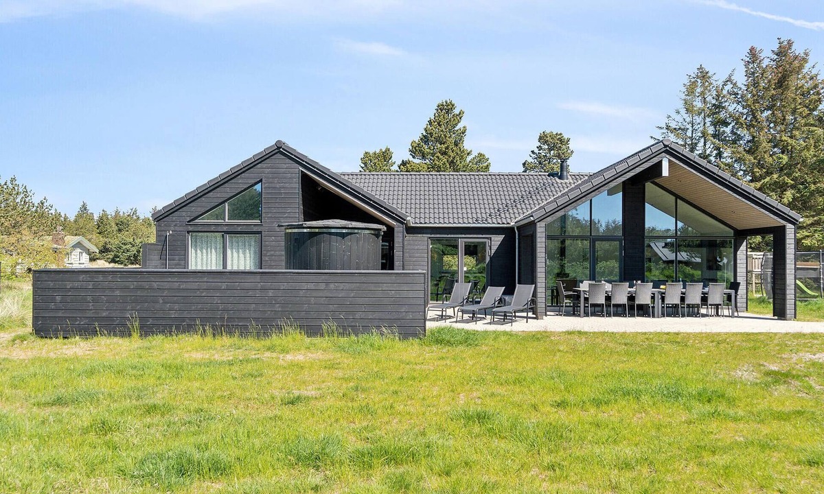 Blavand House | Amazing home in Blåvand with sauna