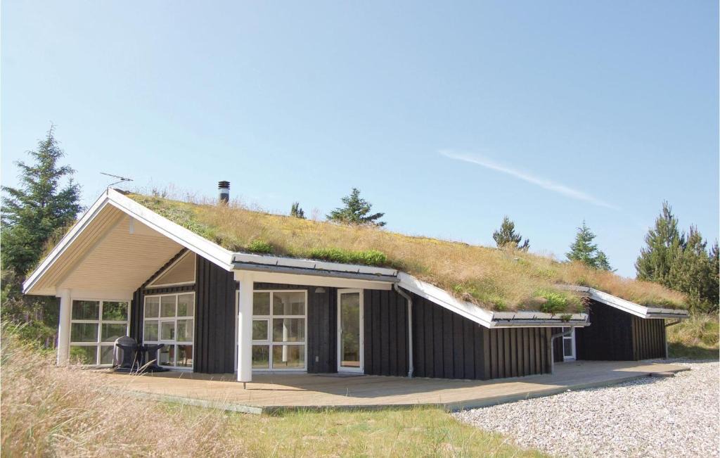Blokhus House | Amazing Home In Blokhus With Wifi