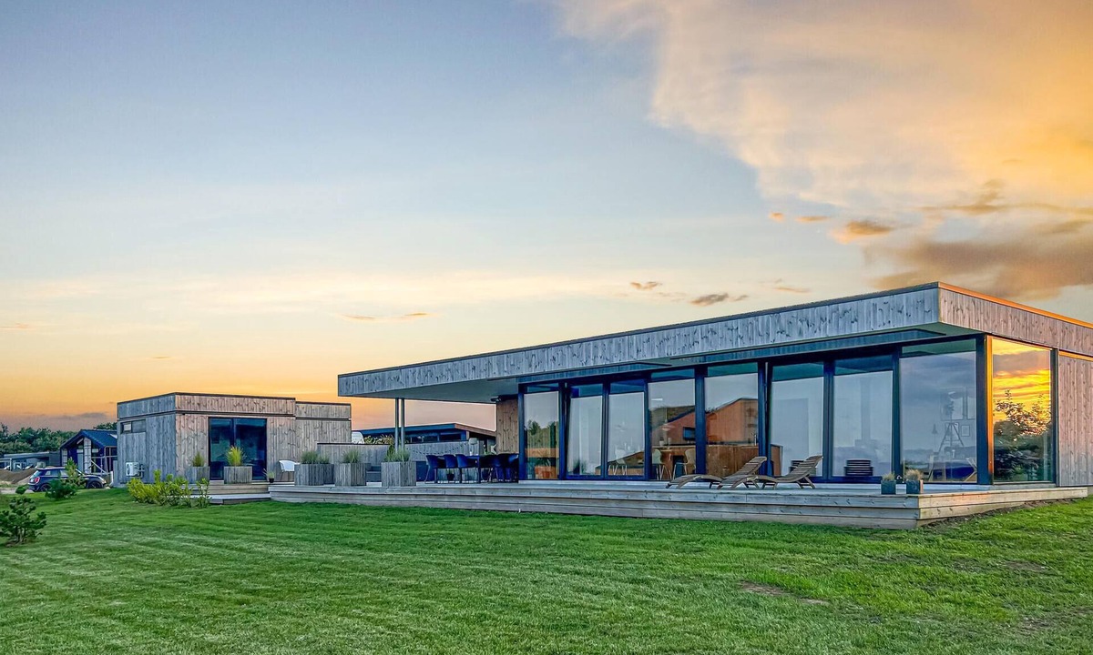 Hvidbjerg Strand House | Amazing home in Børkop with WiFi