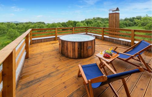 Perusic House | Amazing Home In Bukovac Perusicki With Sauna