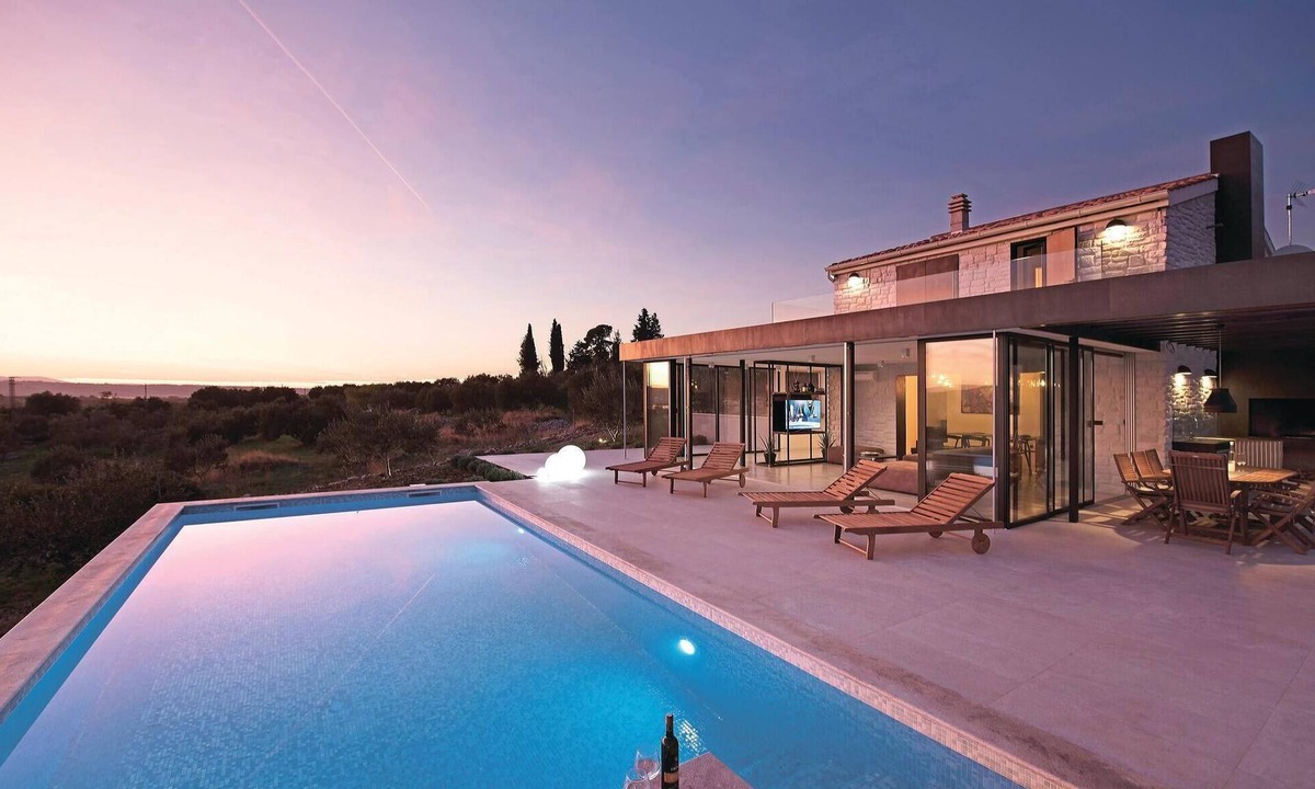 Donje Polje House | Amazing home in Donje Polje