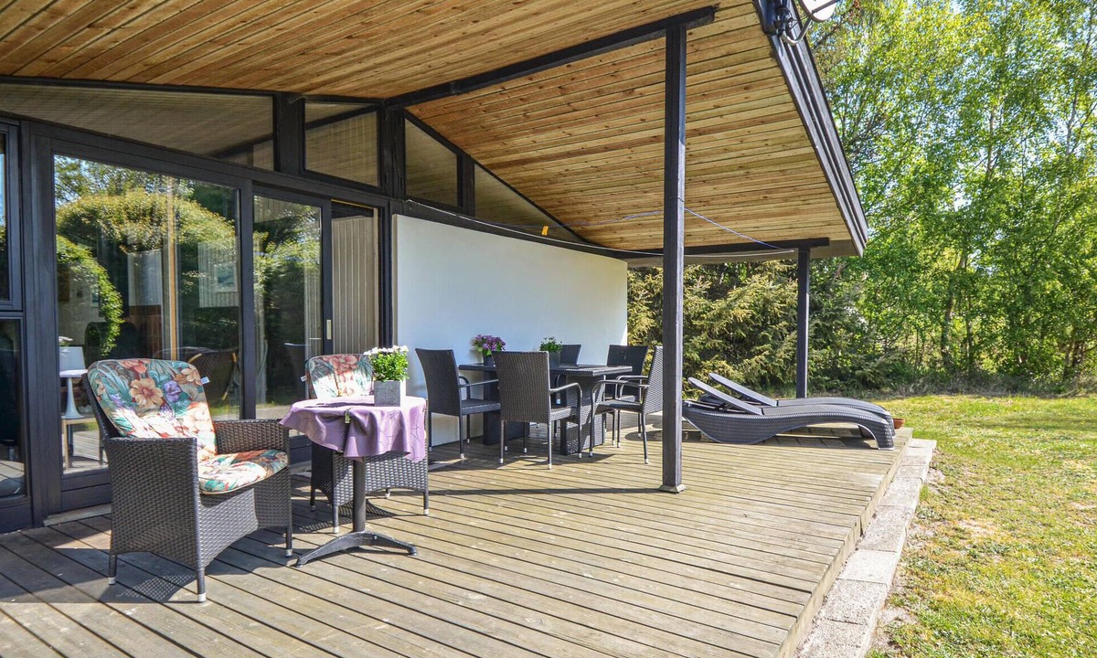 Øer Strand House | Amazing home in Ebeltoft with sauna