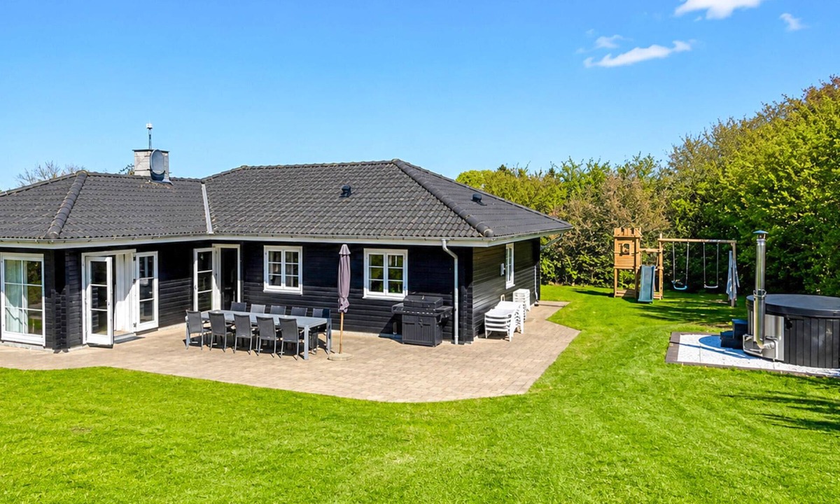 Egsmark Strand House | Amazing home in Ebeltoft with WiFi