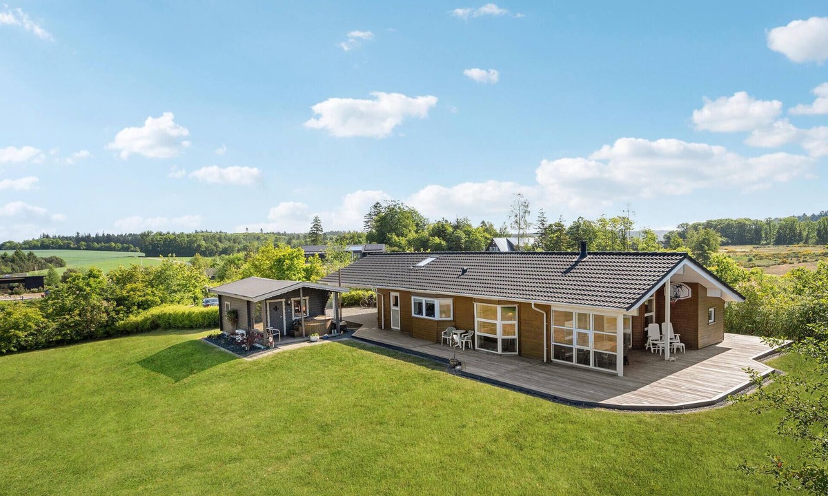 Krejbjerg House | Amazing home in Ejstrupholm with sauna