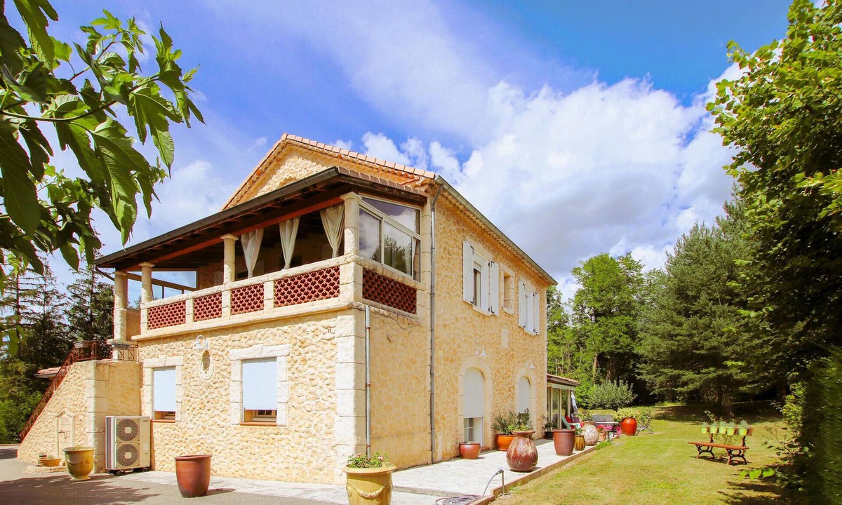 Eyguians House | Amazing home in Eyguians