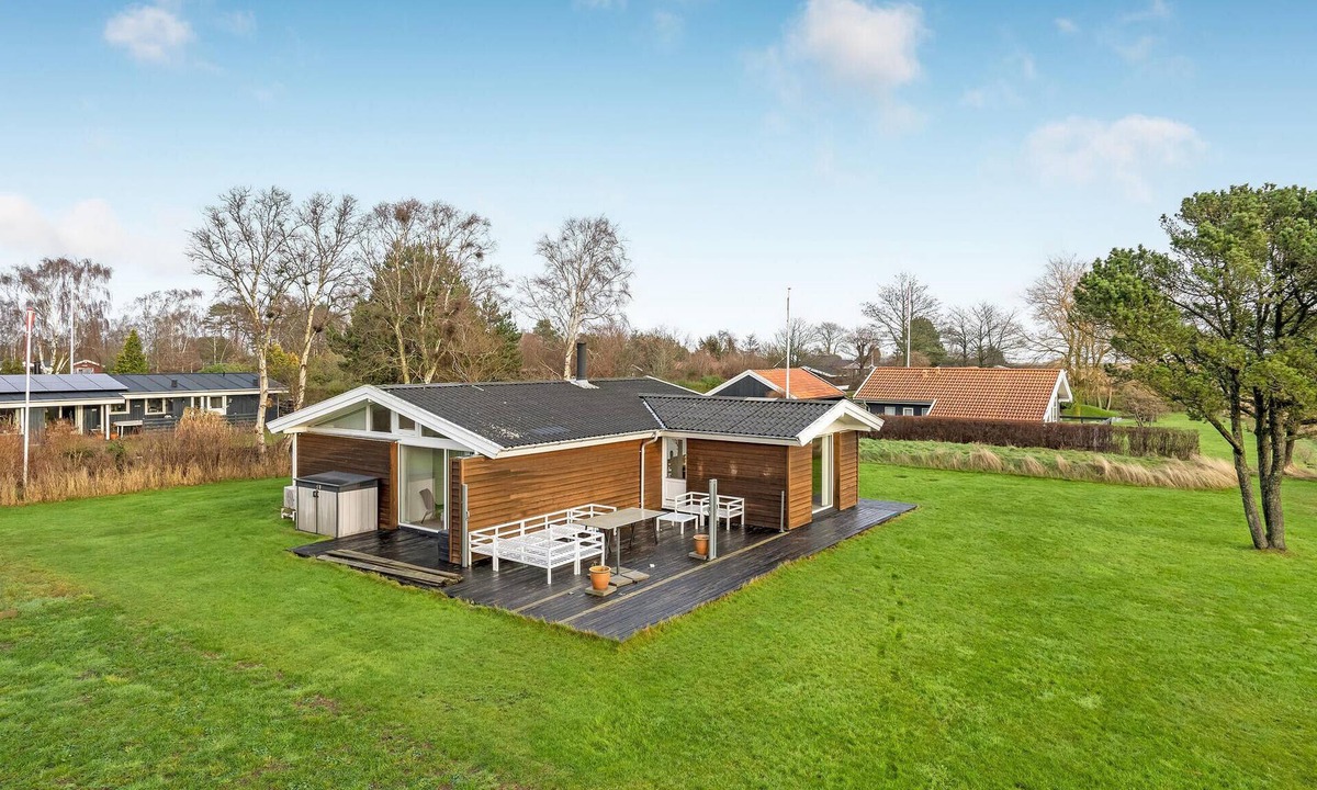 Nordstrand House | Amazing home in Frederikshavn with WiFi