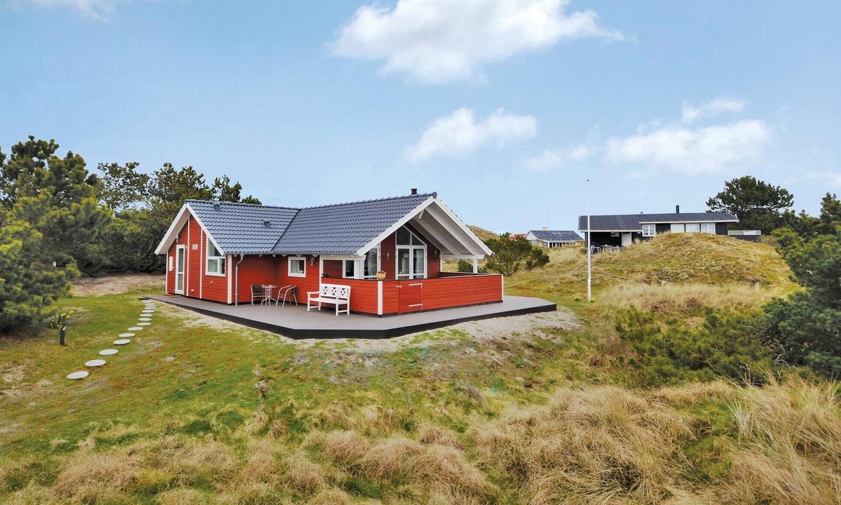 Rindby Strand House | Amazing home in Fanø with WiFi