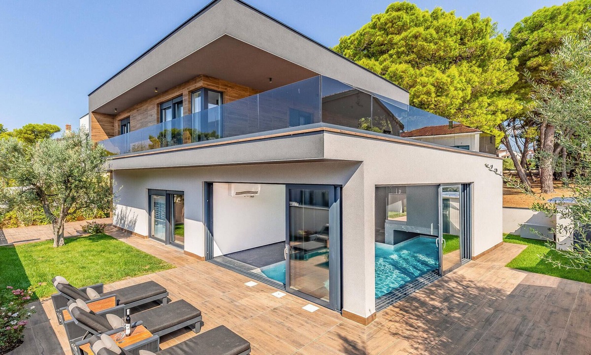 Fazana House | Amazing home in Fazana with sauna