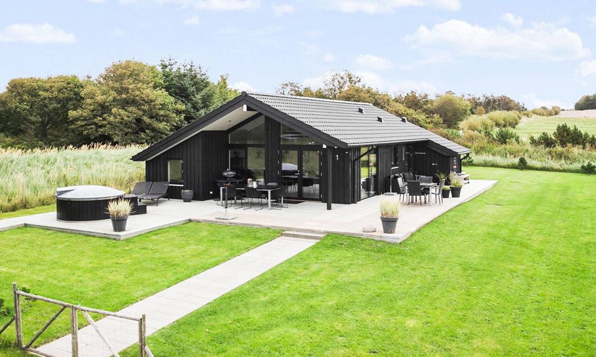 Slette Strand House | Amazing home in Fjerritslev