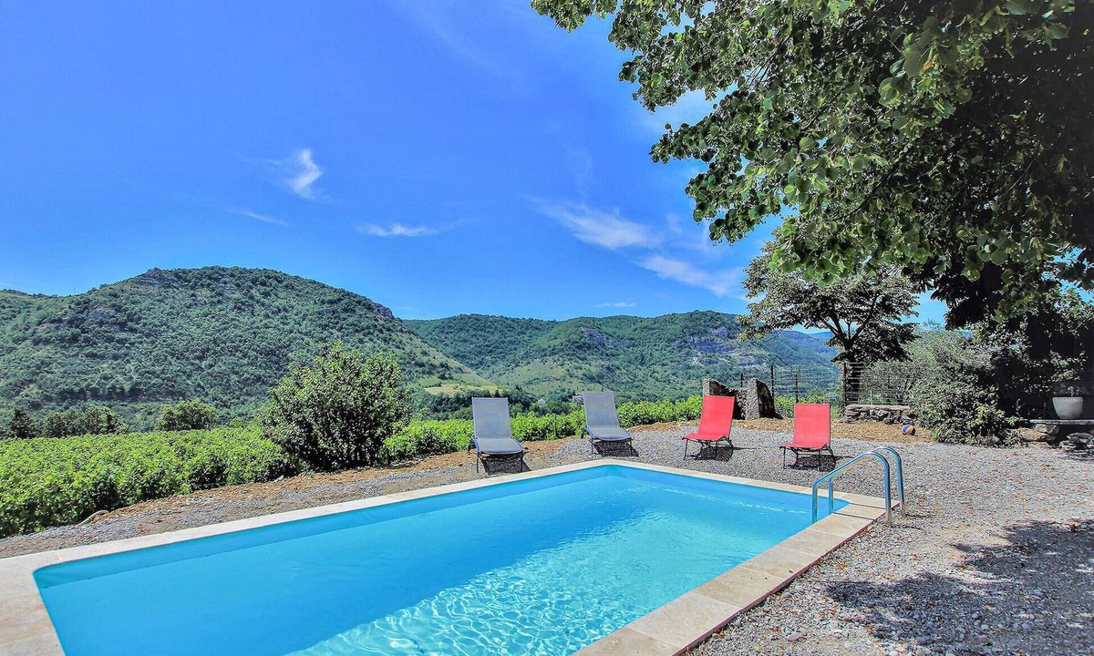 Flaviac House | Amazing home in Flaviac