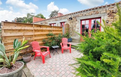 Frossay House | Amazing Home In Frossay With Wifi