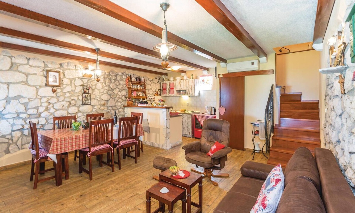 Tucepi House | Amazing home in Gornji Tucepi