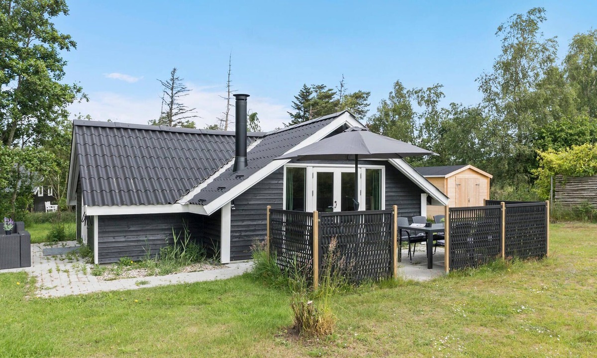 Gedesby House | Amazing home in Gedser with kitchen