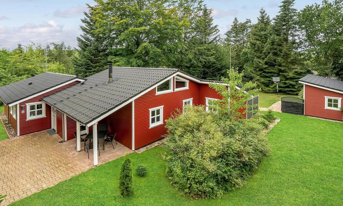 Fjellerup House | Amazing home in Glesborg with sauna