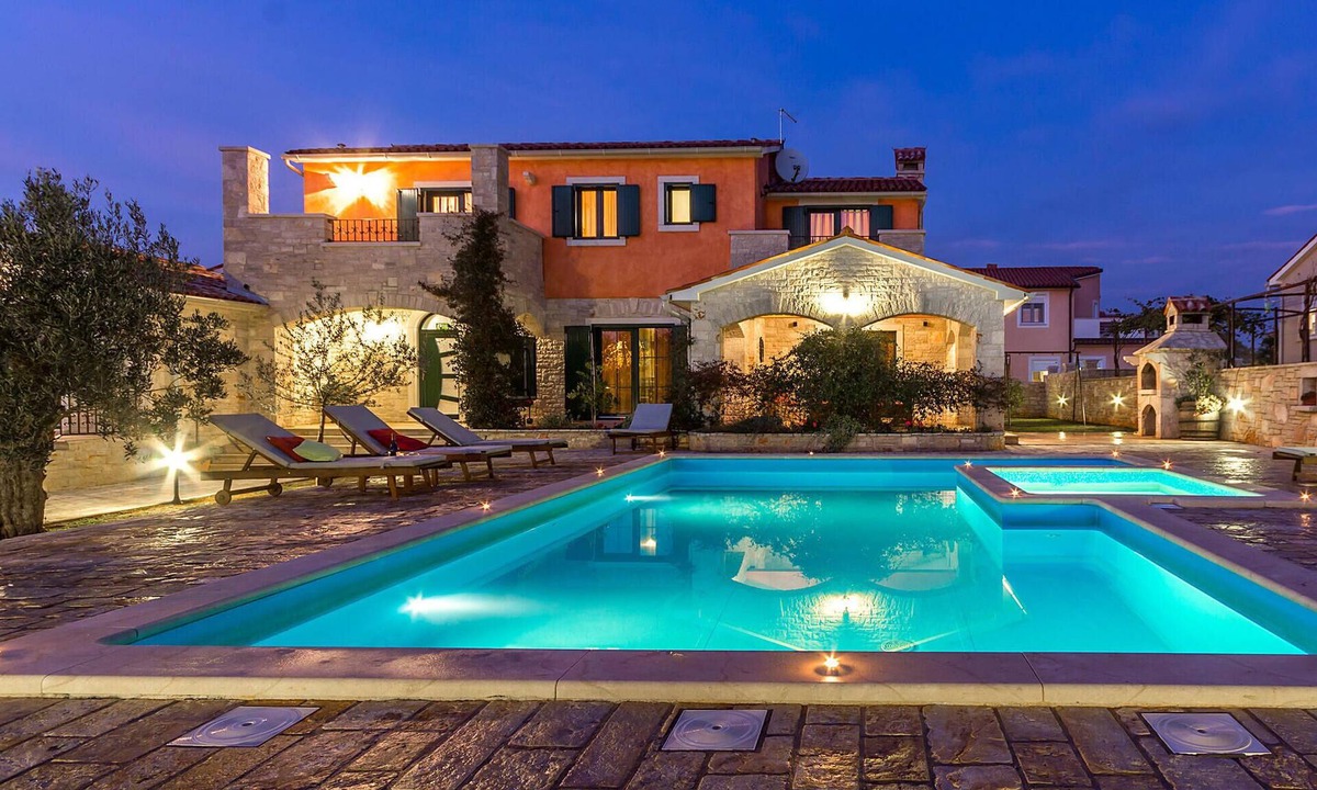 Gajana House | Amazing home in Golubovo