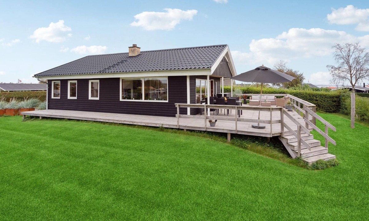 Hejlsminde Strand House | Amazing home in Hejls with WiFi