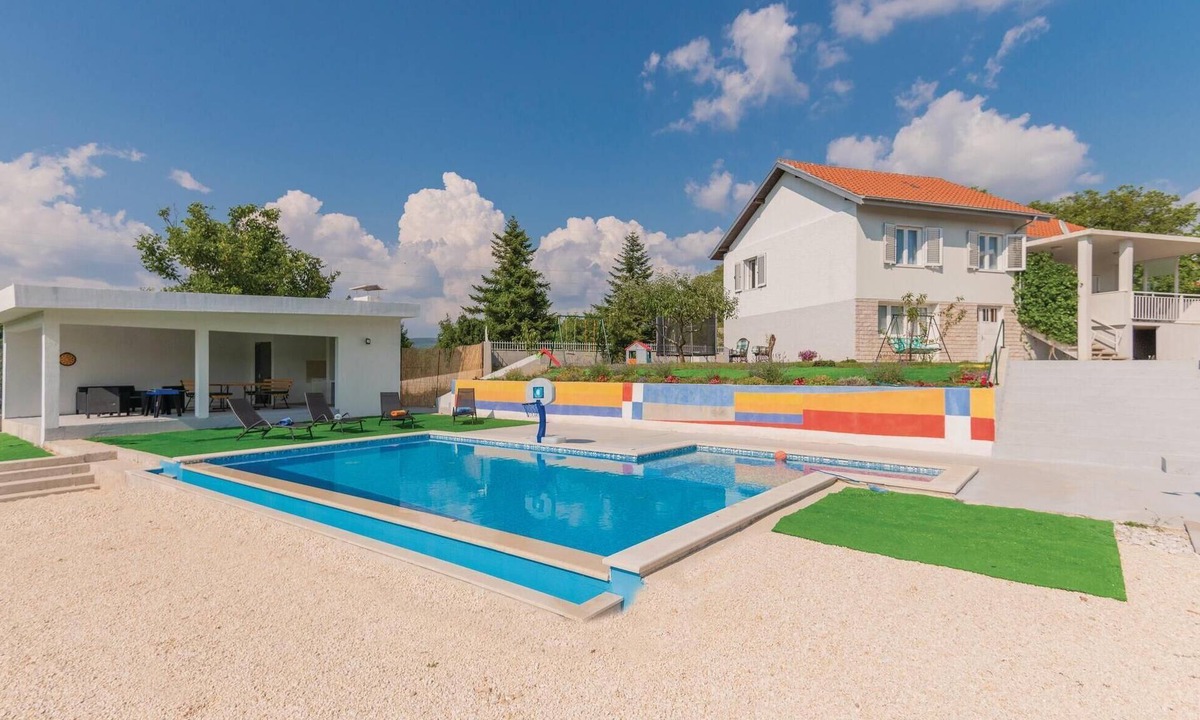Imotski House | Amazing home in Vinjani Gornji