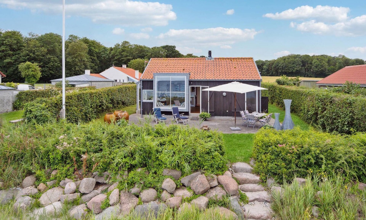 Nyborg House | Amazing home in Nyborg with kitchen