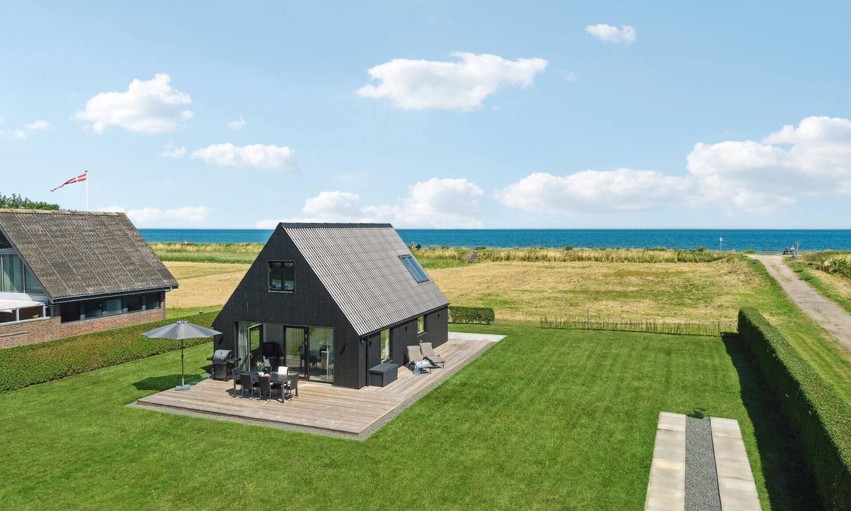 Tørresø House | Amazing home in Otterup with kitchen