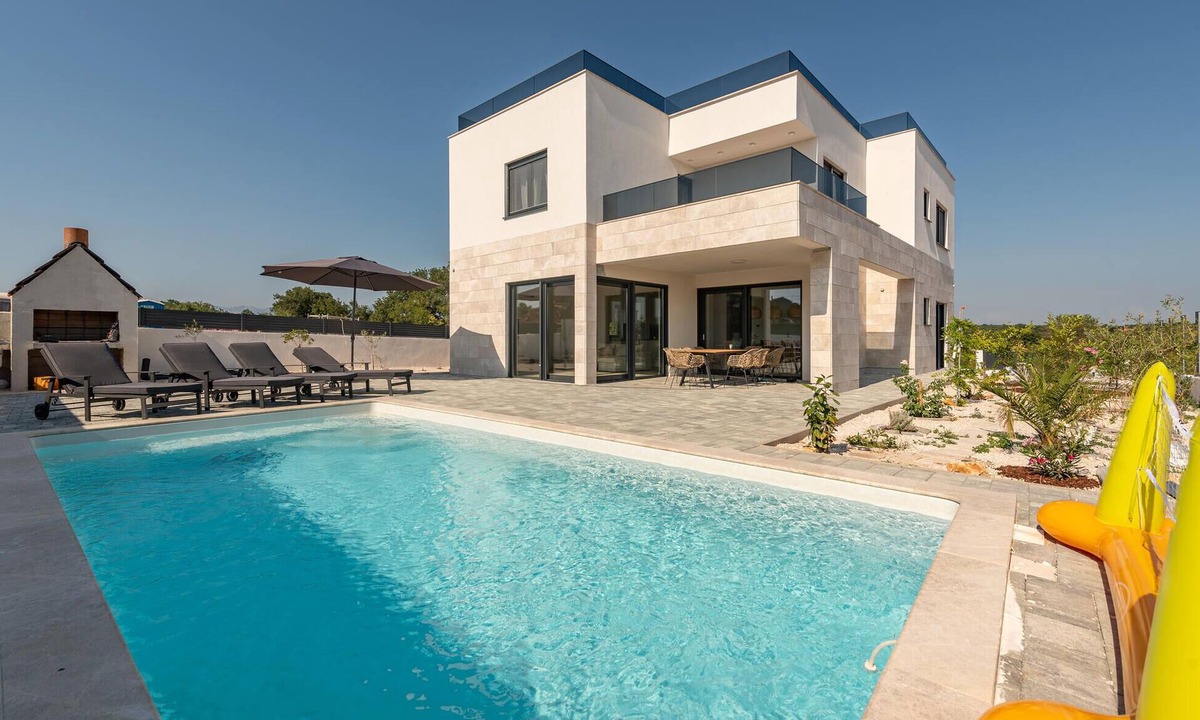 Poljica House | Amazing home in Poljica Brig