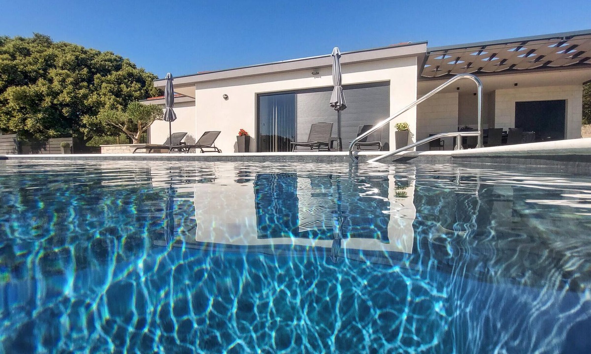 Polaca House | Amazing home in Polaca with private swimming pool, can be inside or outside