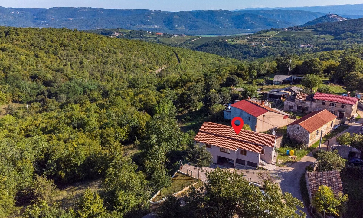 Rakotule House | Amazing home in Rakotule with WiFi