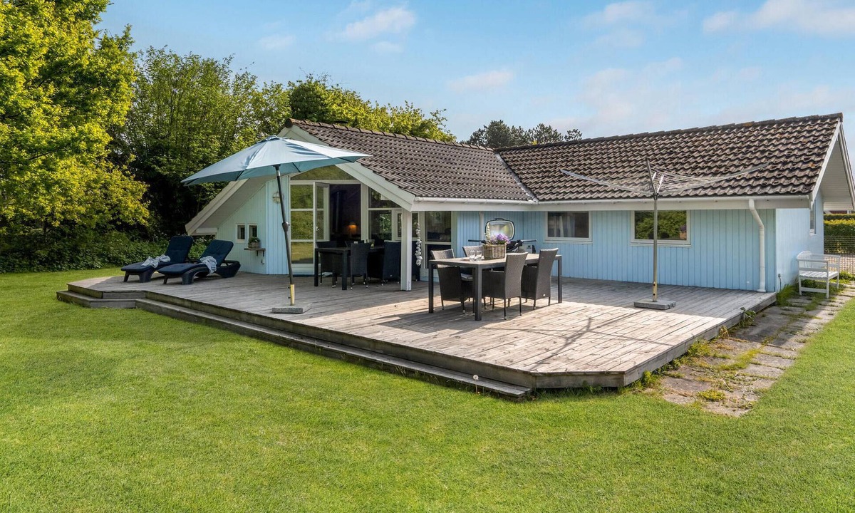 Spodsbjerg House | Amazing home in Rudkøbing with sauna