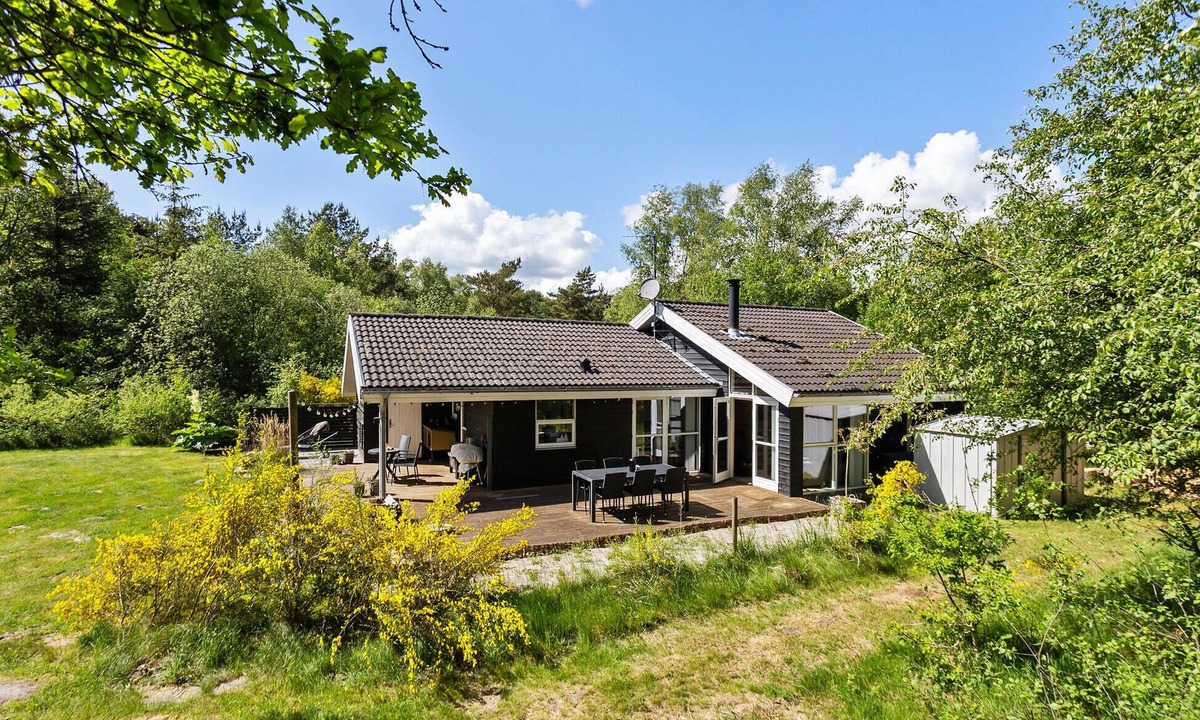 Nordost House | Amazing home in Sæby with sauna