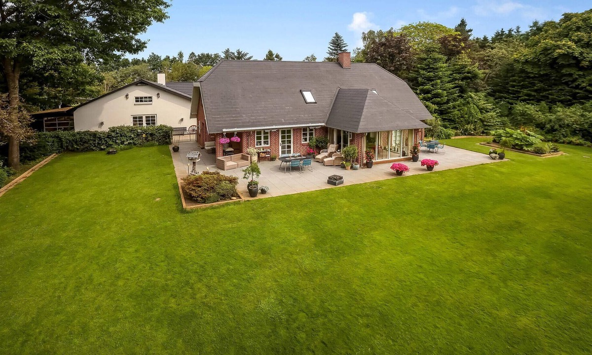 Dokkedal House | Amazing home in Silkeborg with sauna