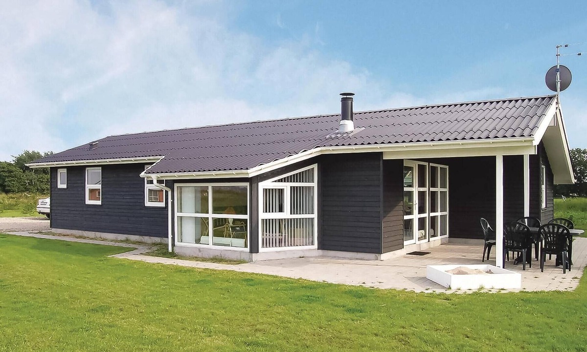 Egense House | Amazing home in Storvorde with sauna