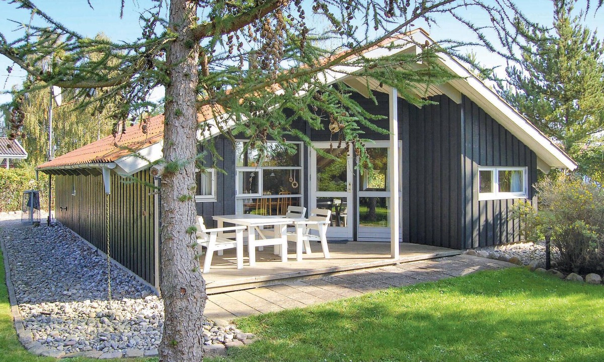 Skovmose House | Amazing home in Sydals with WiFi