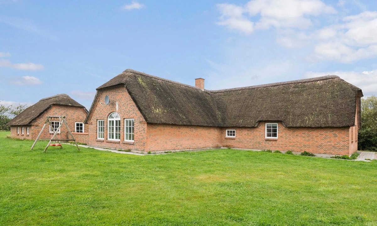 Øby House | Amazing home in Ulfborg with sauna