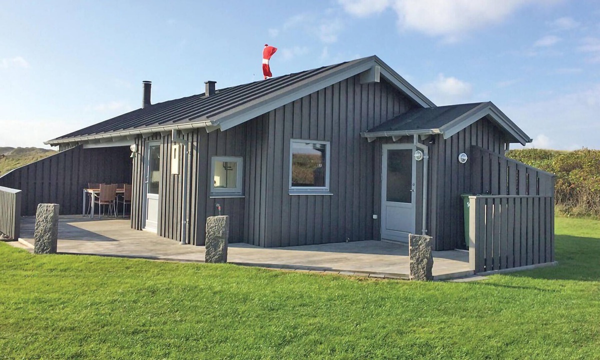 Agger House | Amazing home in Vestervig with WiFi
