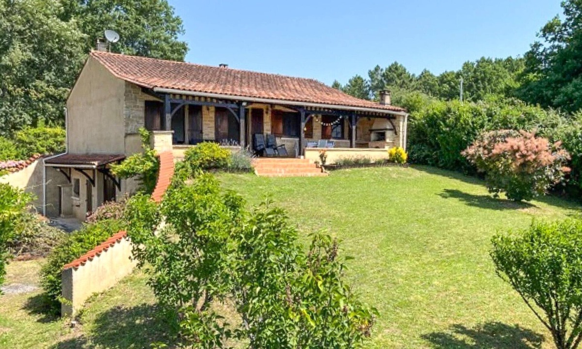 Villamblard House | Amazing home in Villamblard with WiFi