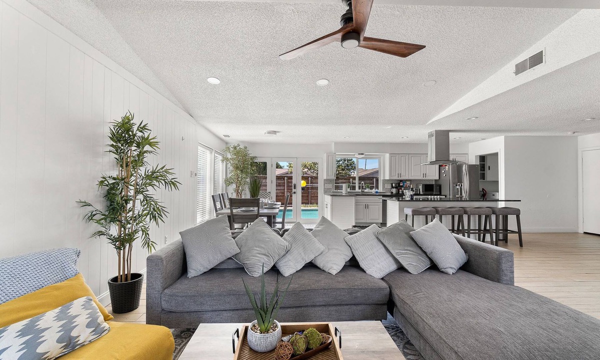 Richardson House | Amazing Home with Private Heated Pool and Game Room Great Location!