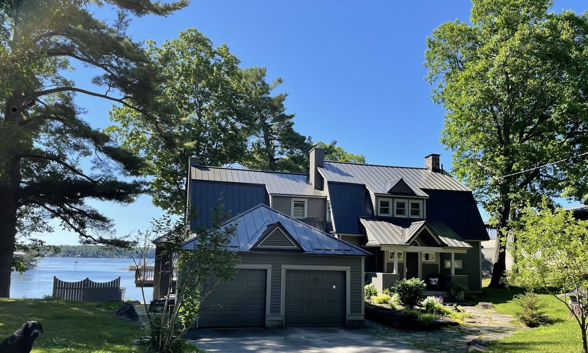 Addison House | Amazing location on the St Lawrence River