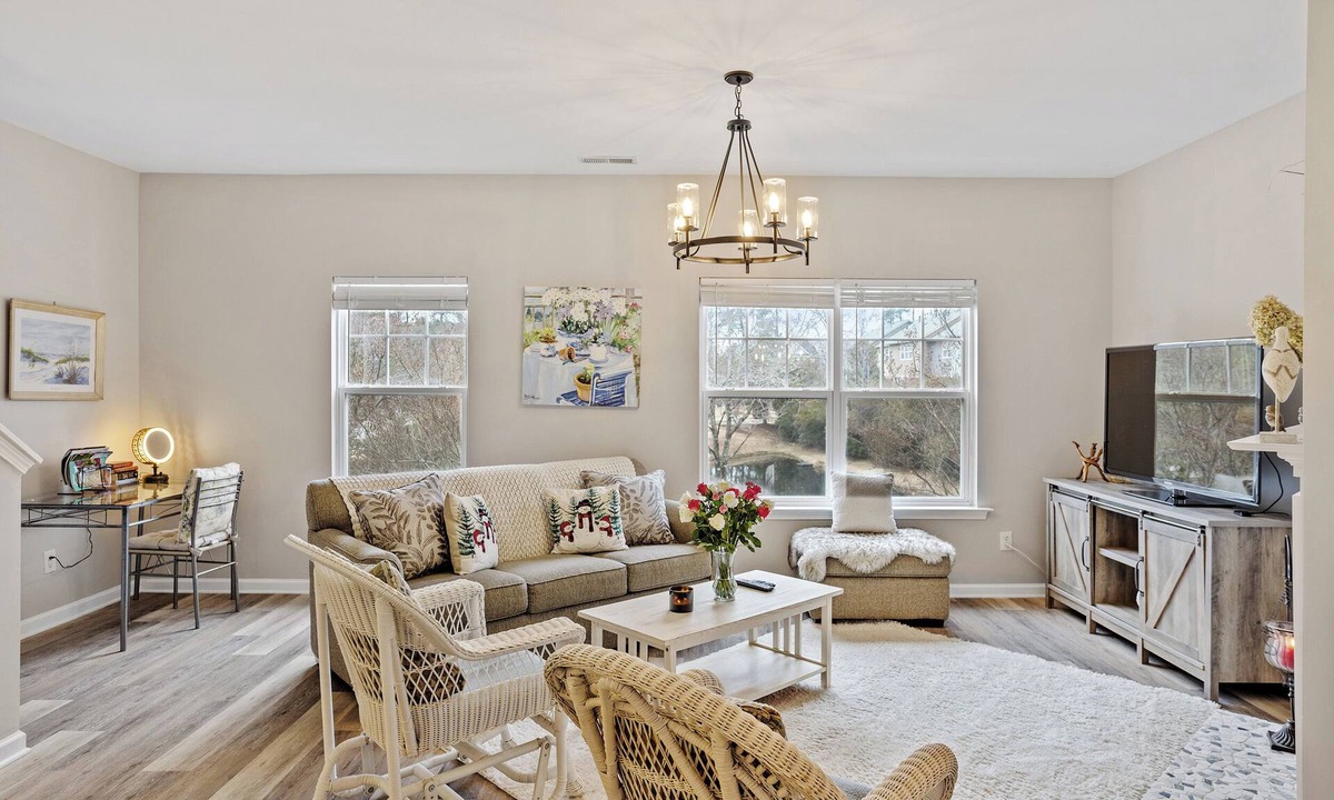 Morrisville House | Amazing Location Near Cary/Morrisville/Apex Downtown, Close to RDU/RTP/Shopping