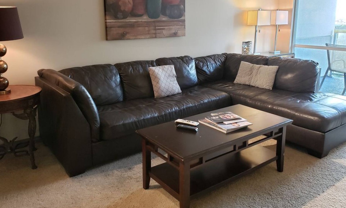 Marina Peninsula Apartment | Amazing location, walk to the beach with amenities