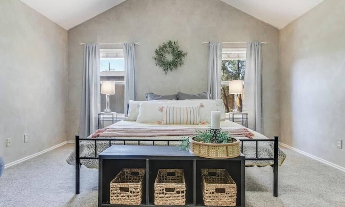 Lubbock House | Amazing patio with pergola, enclosed patio, finished out garage!