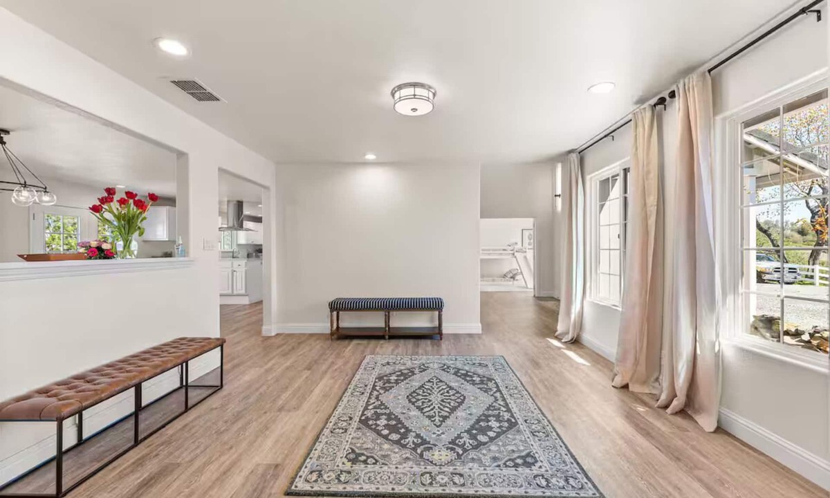 El Dorado House | Amazing, spacious home with pool and hot tub