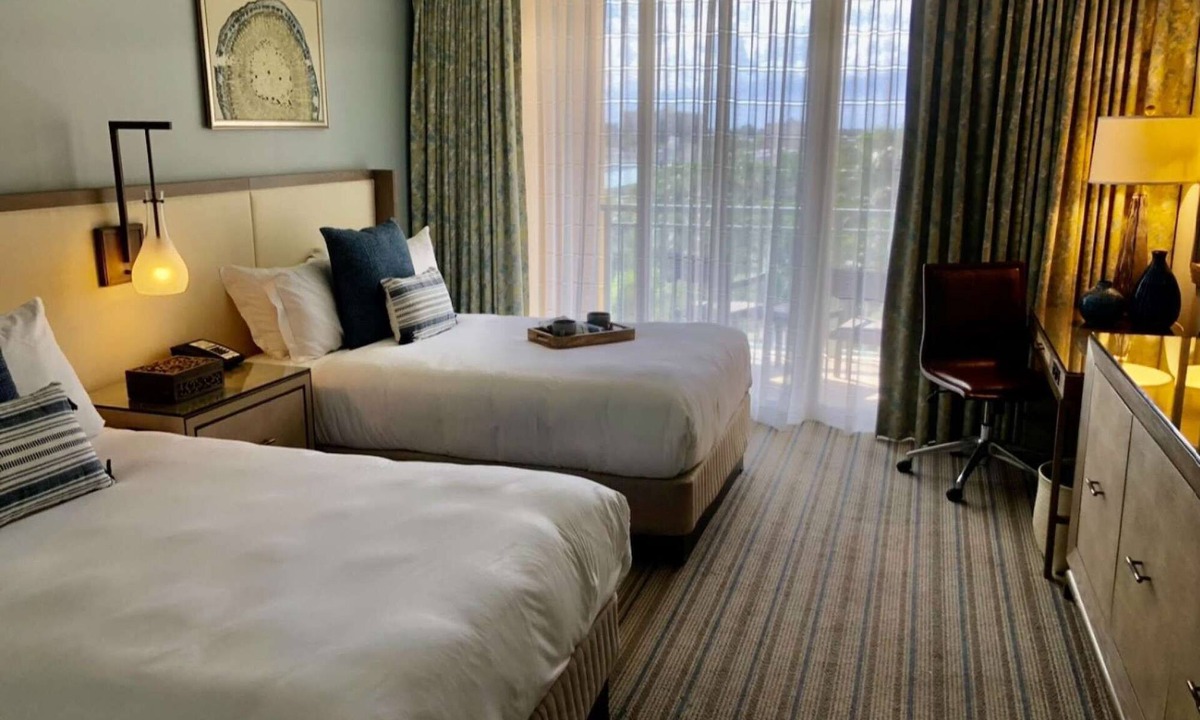 Key Biscayne Condo | Amazing Studio l Ritz Carlton Key Biscayne l Two Double Beds l