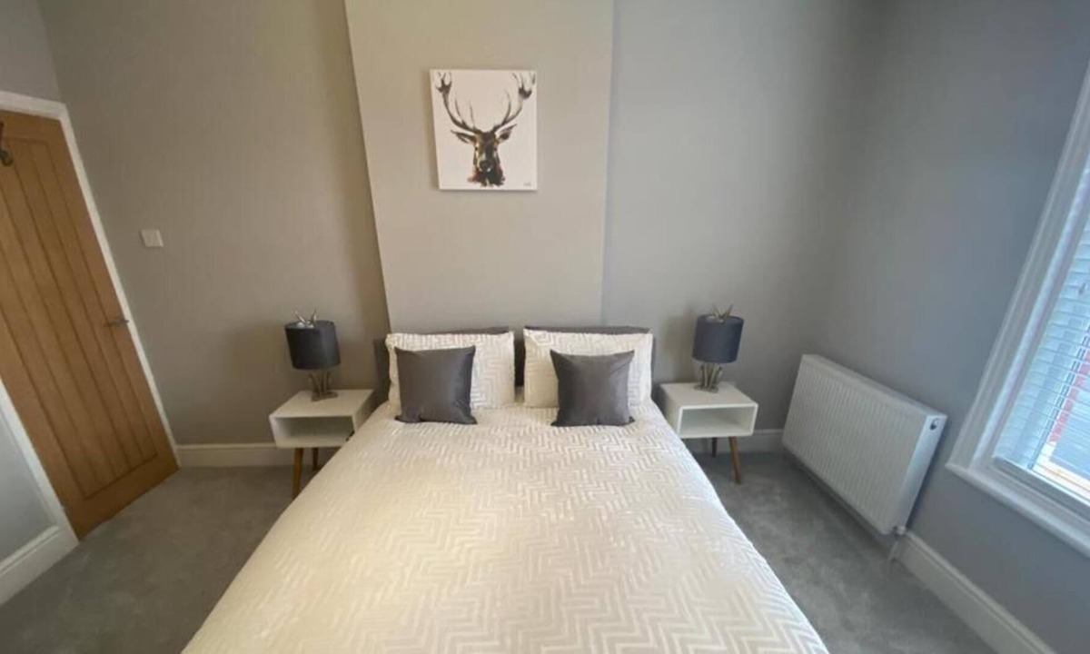 Churchtown Apartment | Amazing Two Bedroom Apartment - SR