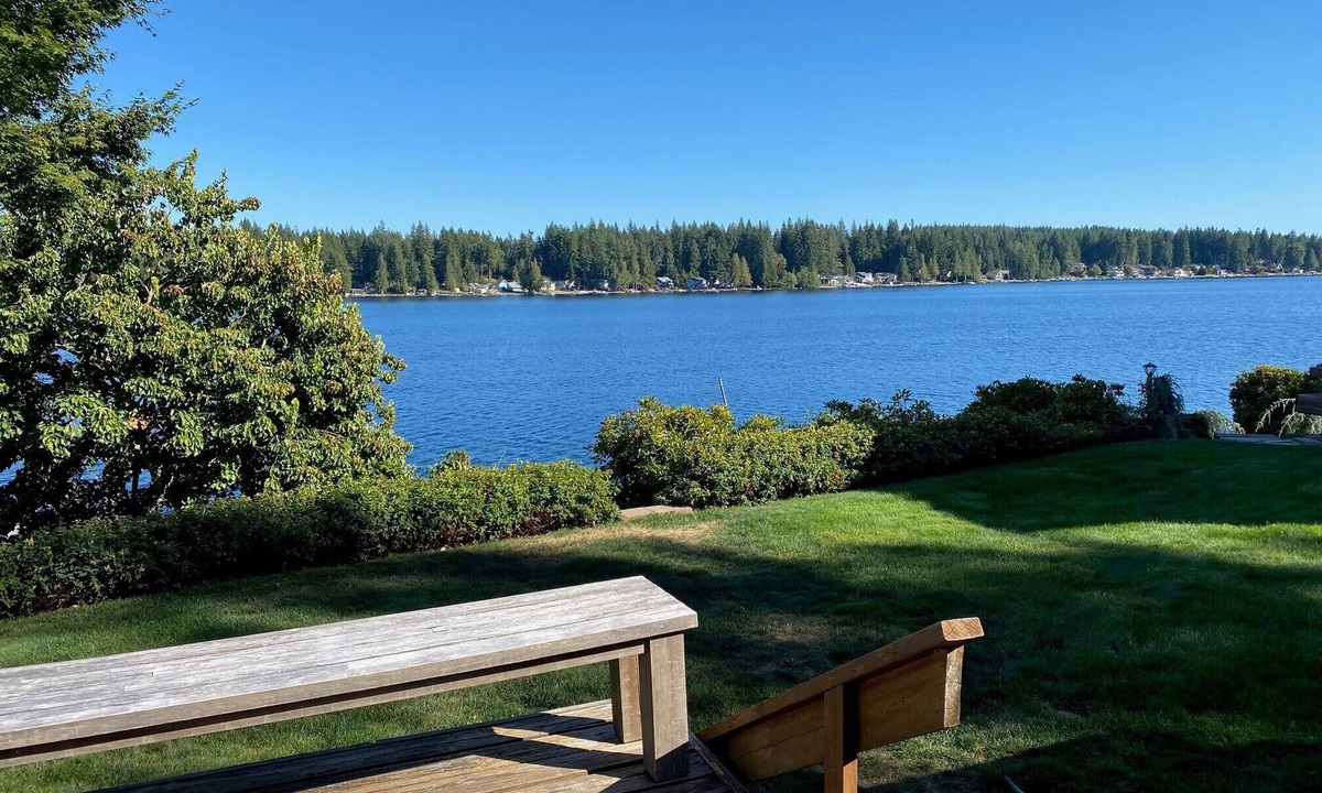 Grapeview House | Amazing Updated Lakefront Cabin with Hot Tub and Dock