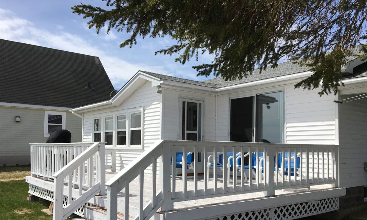 Cormierville Cottage | Amazing View on Cocagne Bay