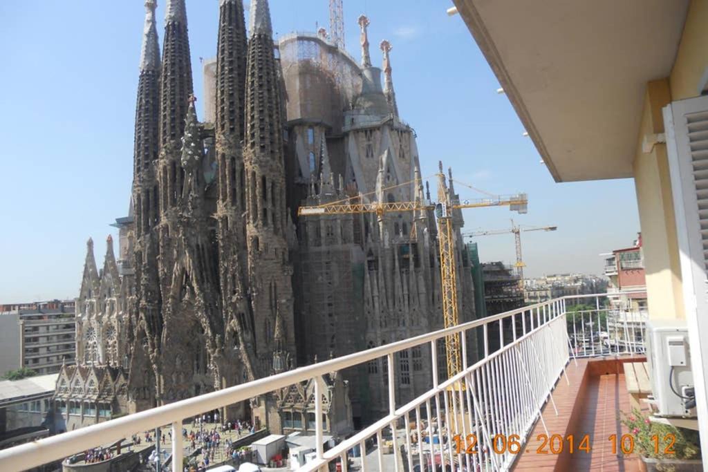 La Sagrada Familia Apartment | Amazing views of Sagrada Familia