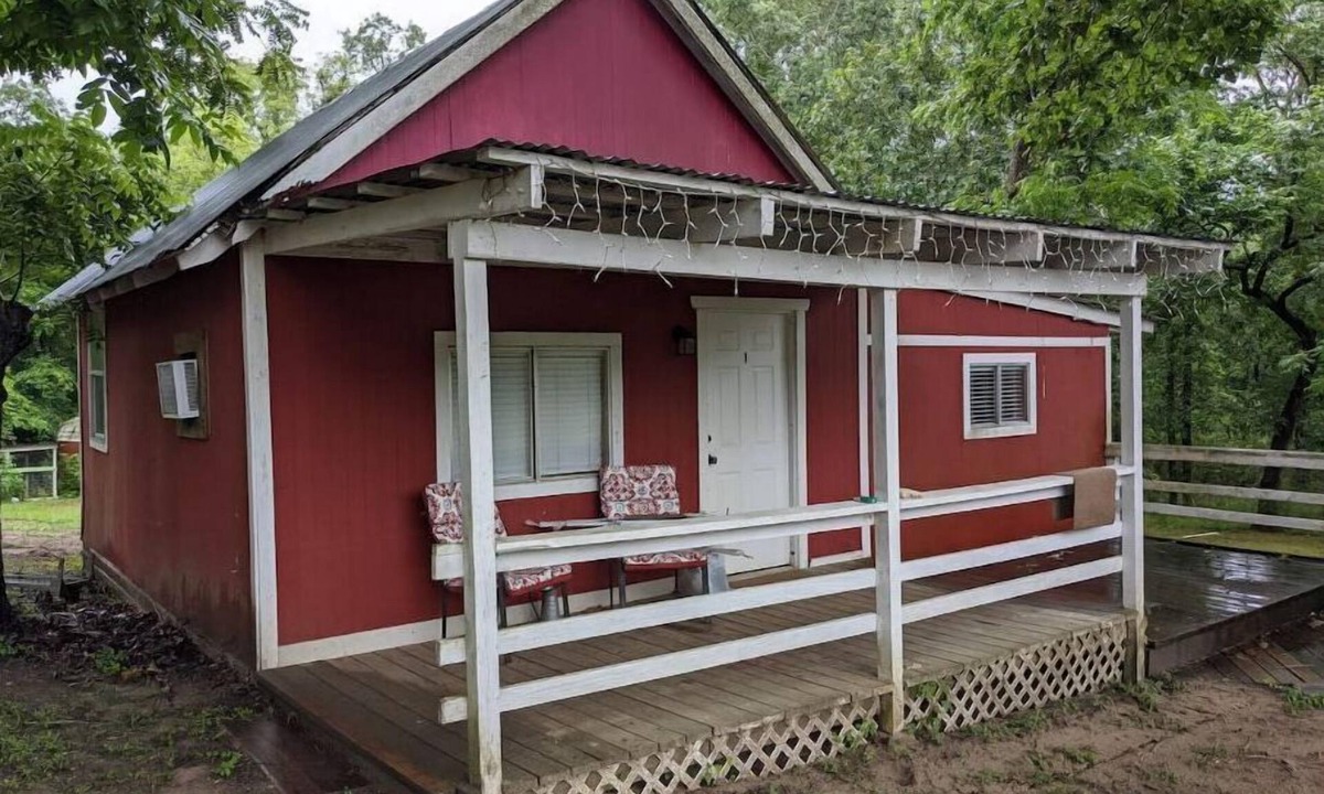 Goodrich Cabin | Amazon Cabin on Bello Rio Resort #21.