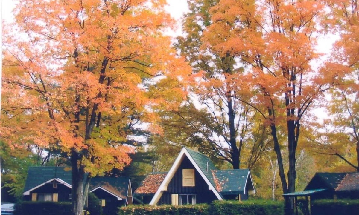Lake George Hotel | Amber Lantern Lake George Motel and Cottage Rentals