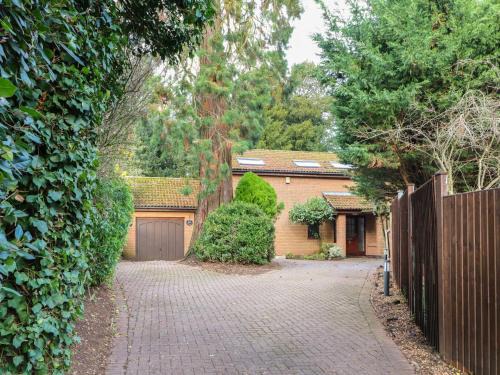 Cottesmore House | Amberleigh