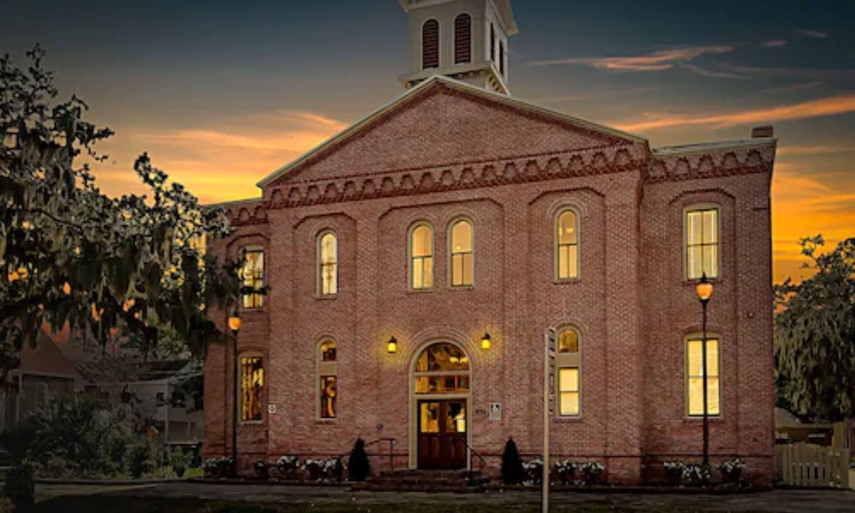 Fernandina Beach Hotel | Amelia Schoolhouse Inn